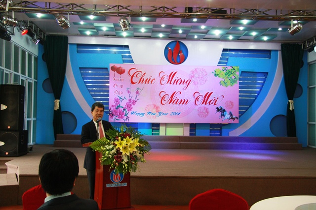 Lãnh đạo Viglacera kiểm tra tình hình SXKD đầu năm và phát động Tết trồng cây Xuân Giáp Ngọ 2014
